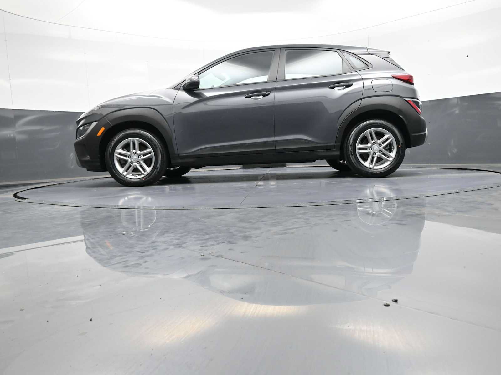 Used 2023 Hyundai Kona SE w/ Cargo Package AWD/4WD image 31