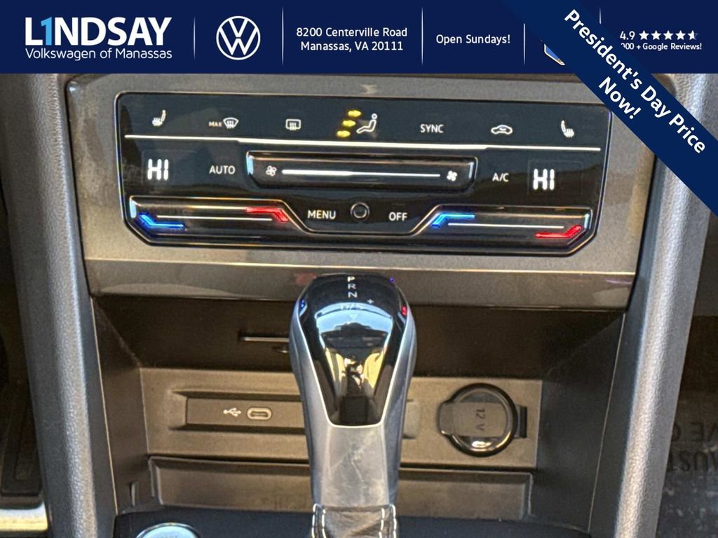 Used 2024 Volkswagen Tiguan SE R-Line image 15