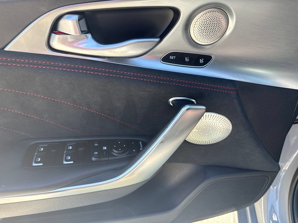 Certified 2023 Kia Stinger GT2 AWD/4WD image 6