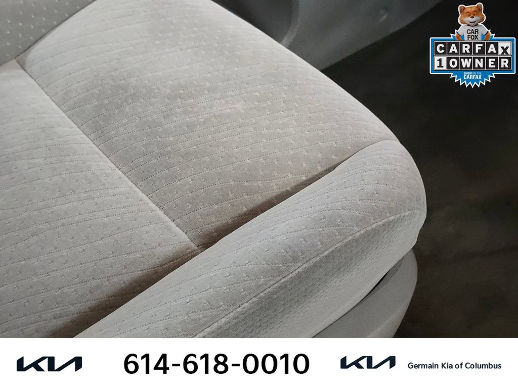 Used 2017 Toyota Sienna LE image 27