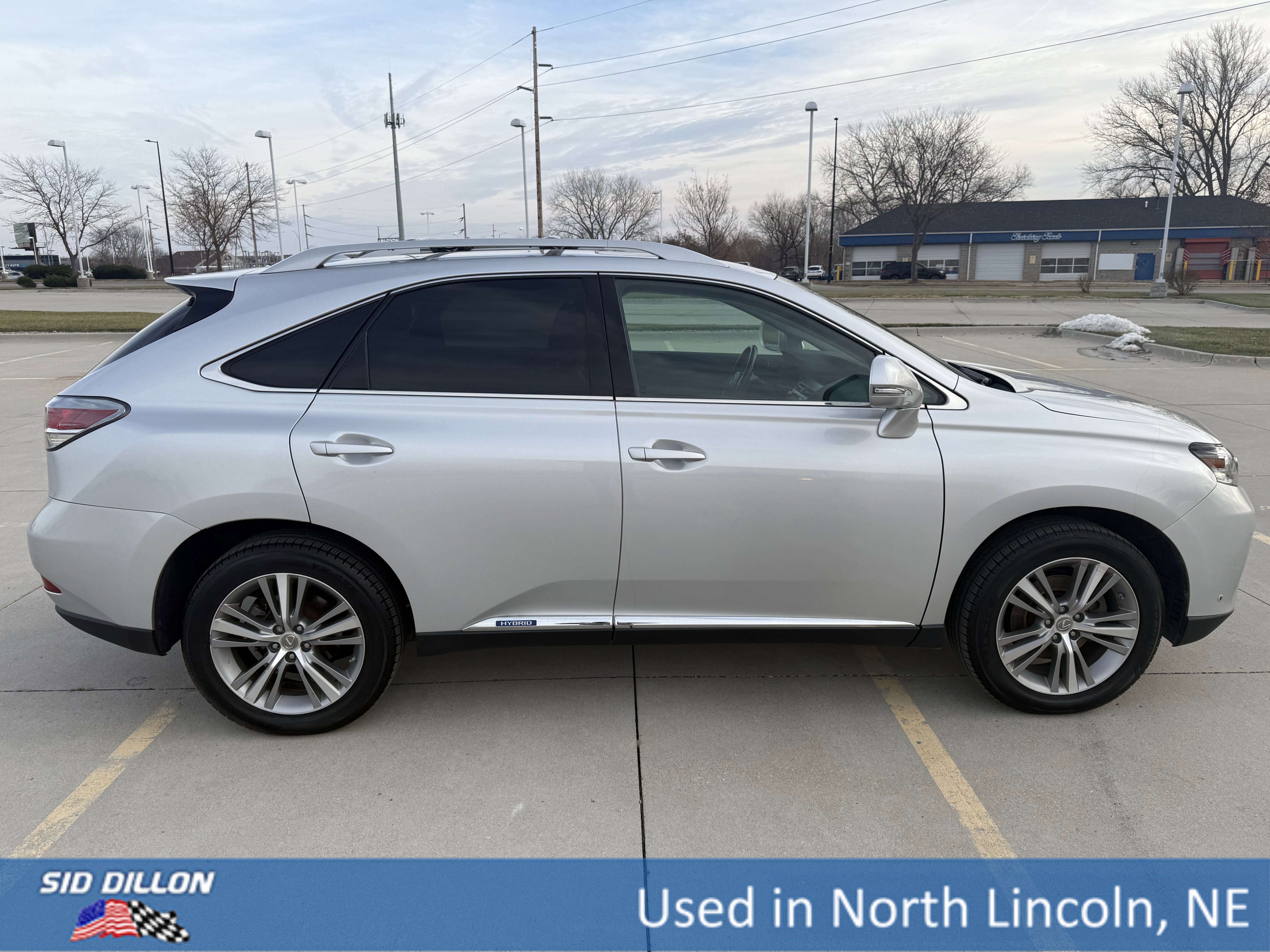 Used 2015 Lexus RX 450h AWD image 3