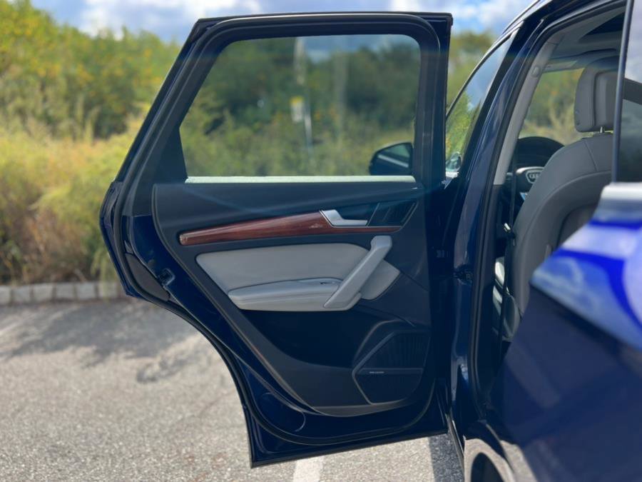 Used 2022 Audi Q5 2.0T Premium Plus w/ Premium Plus Package image 34