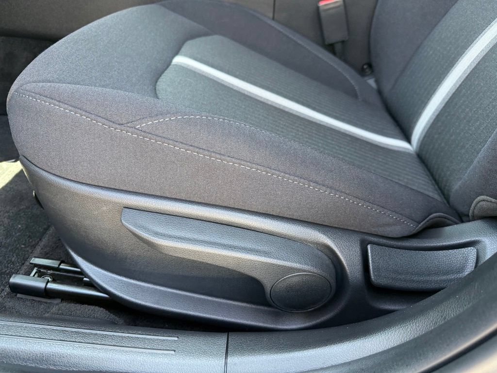 Certified 2025 Hyundai Sonata SE FWD image 15