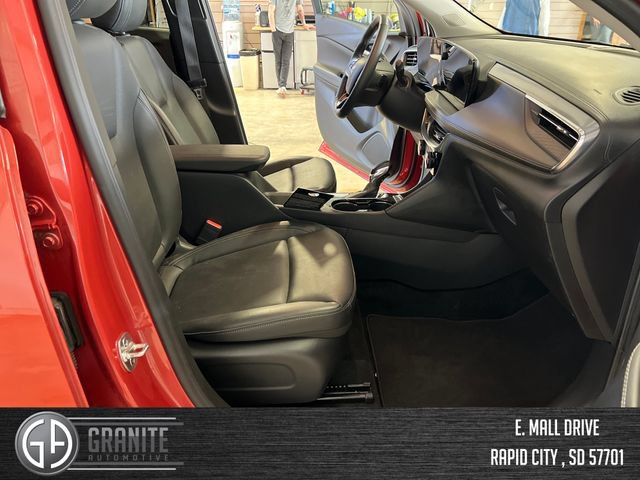 Used 2024 Buick Encore GX Sport Touring w/ Comfort Package AWD/4WD image 34