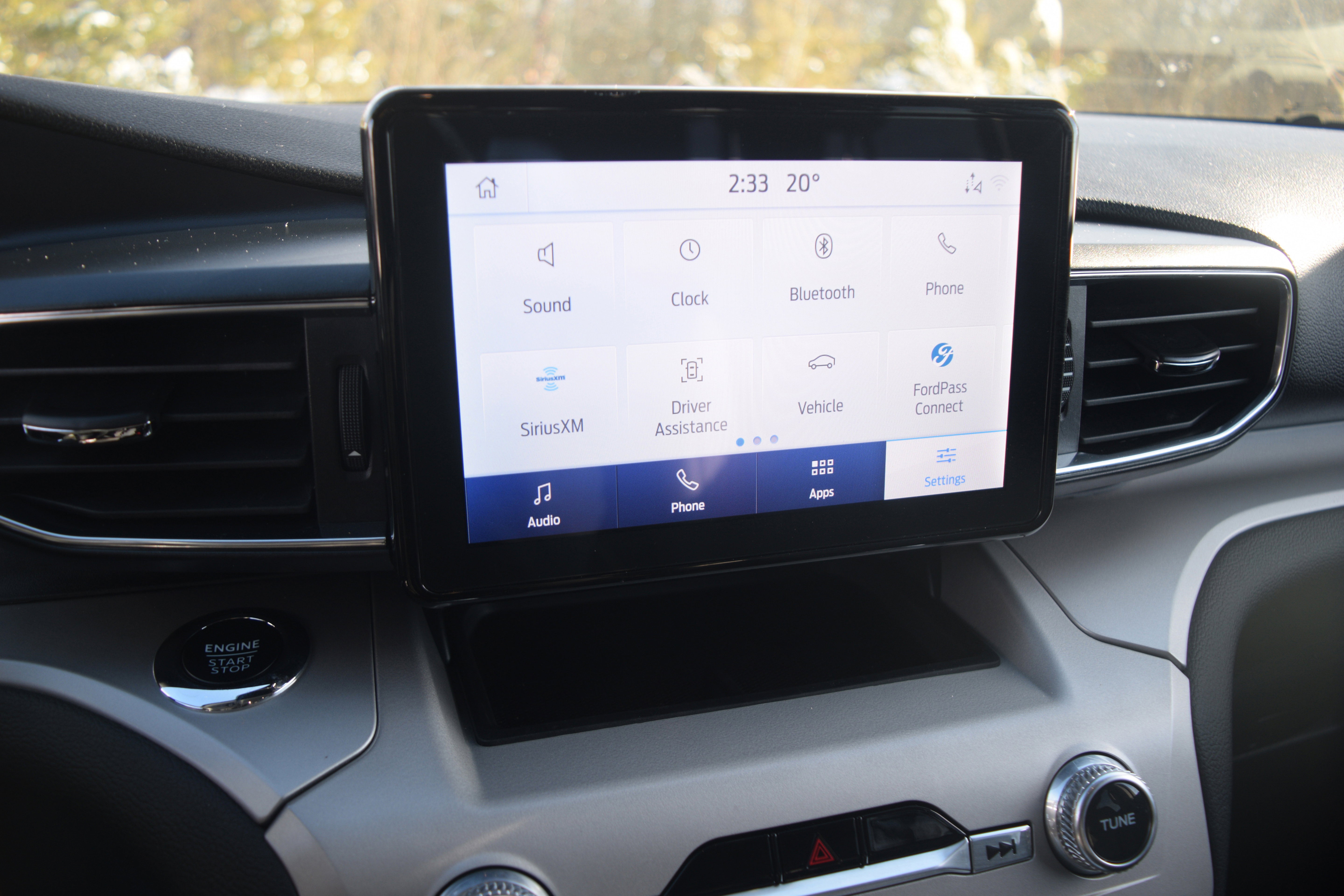 Used 2023 Ford Explorer XLT w/ Equipment Group 202A image 9