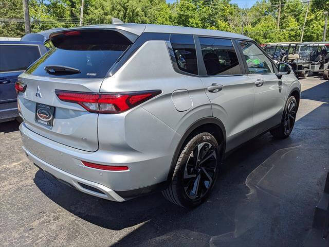 Used 2024 Mitsubishi Outlander SE Black Edition AWD/4WD image 5