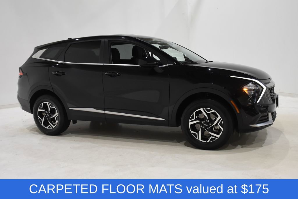 Used 2023 Kia Sportage LX image 4