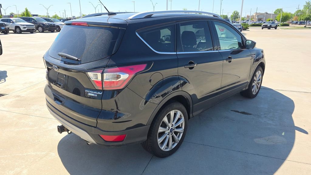 Used 2017 Ford Escape Titanium image 5