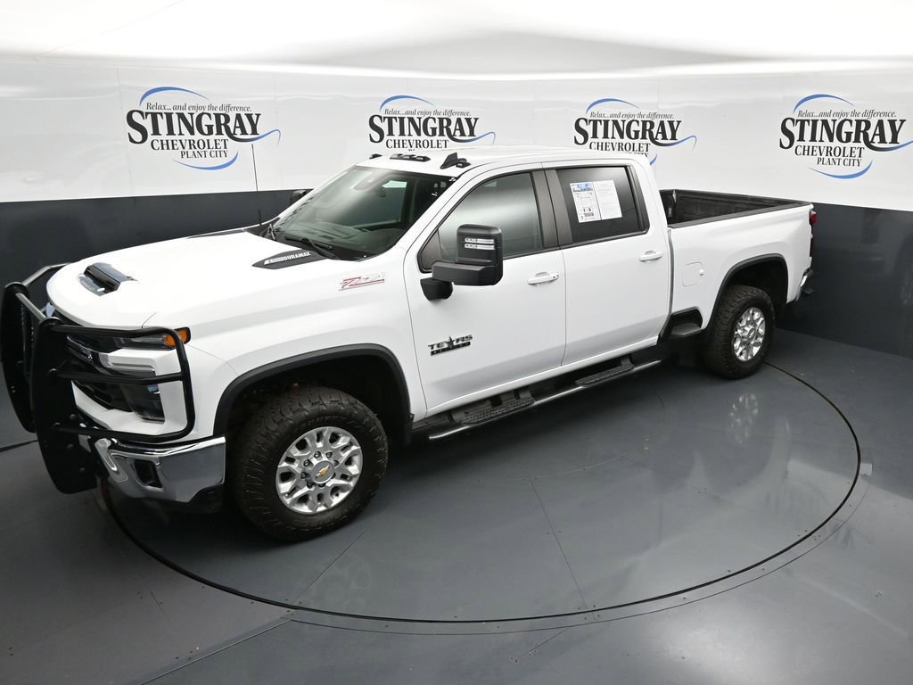 Used 2024 Chevrolet Silverado 2500 LT w/ Texas Edition image 11