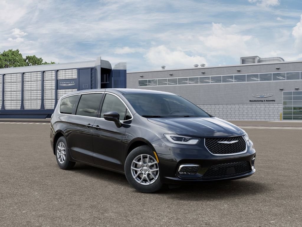 New 2026 Chrysler Pacifica Select image 5