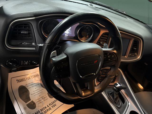 Used 2022 Dodge Challenger R/T w/ Performance Handling Group image 17