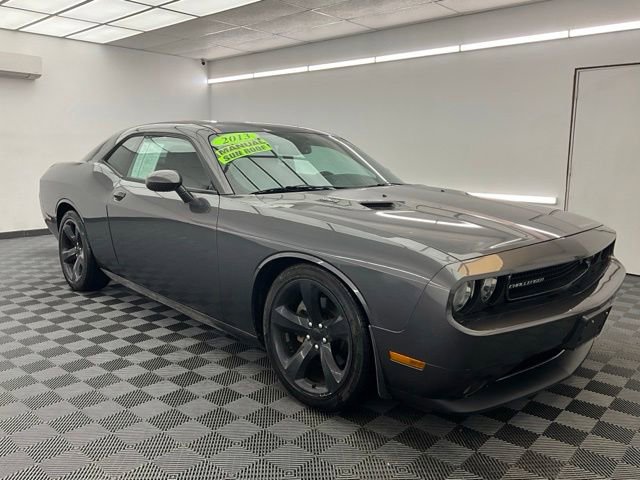 Used 2013 Dodge Challenger R/T w/ Blacktop Pkg RWD image 2