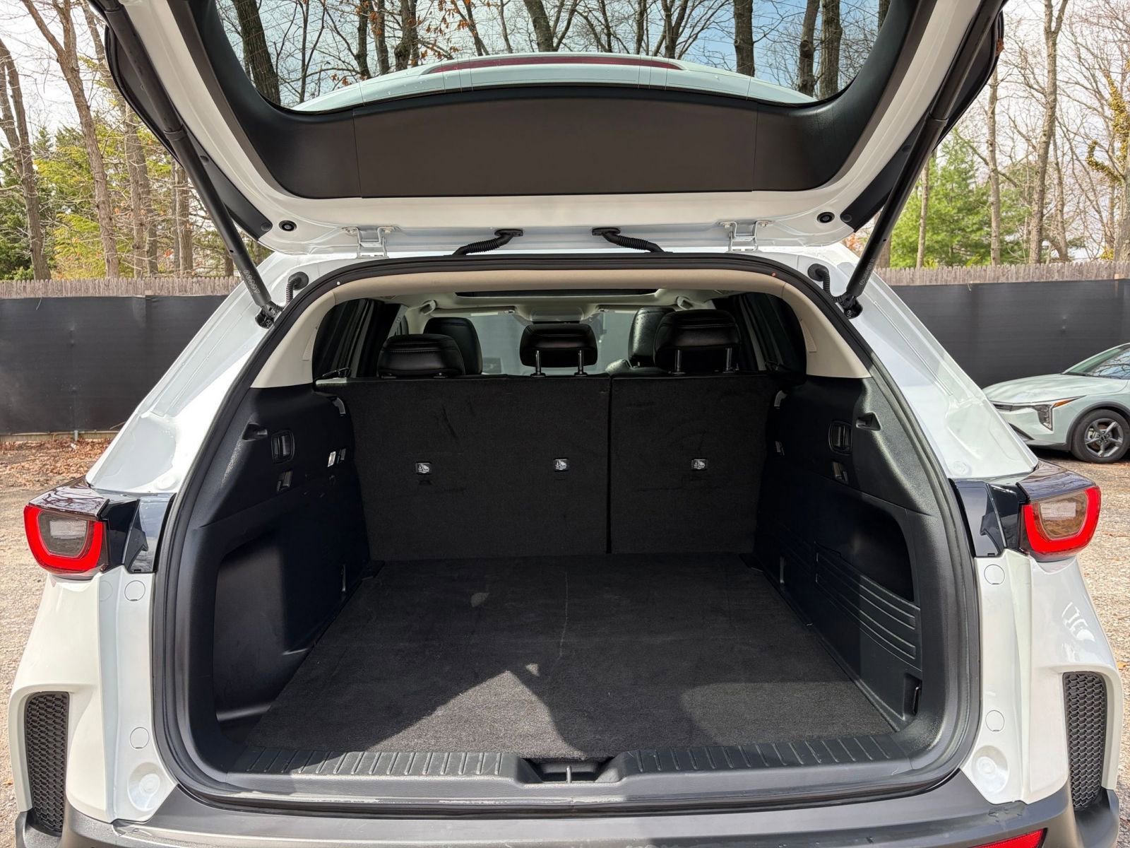 Used 2025 MAZDA CX-50 2.5 Hybrid w/ Premium Plus Pkg image 33