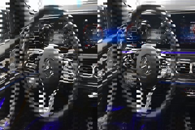 Used 2023 Mercedes-Benz GLE 350 4MATIC image 25