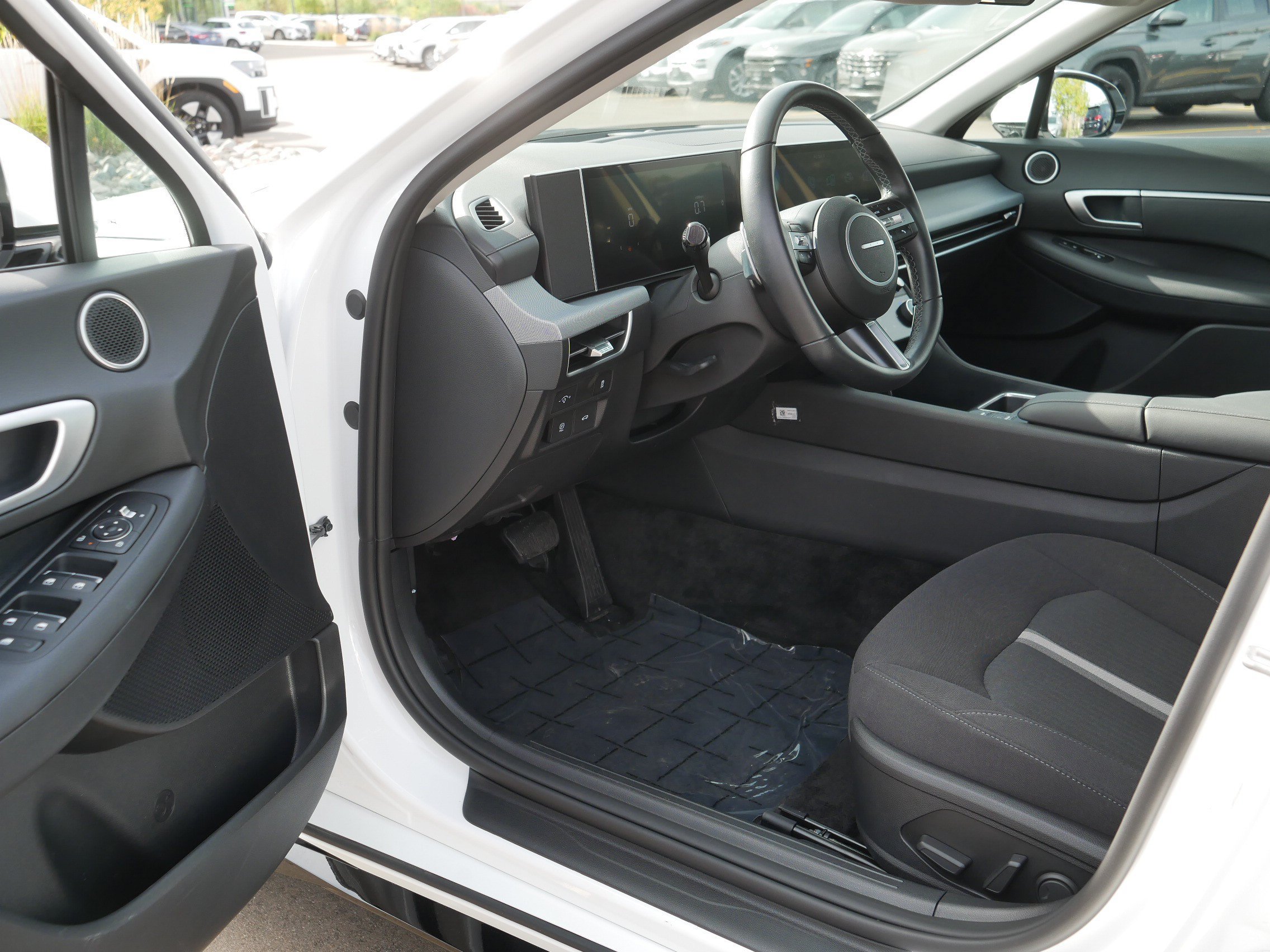 Certified 2026 Hyundai Sonata SEL AWD/4WD image 11