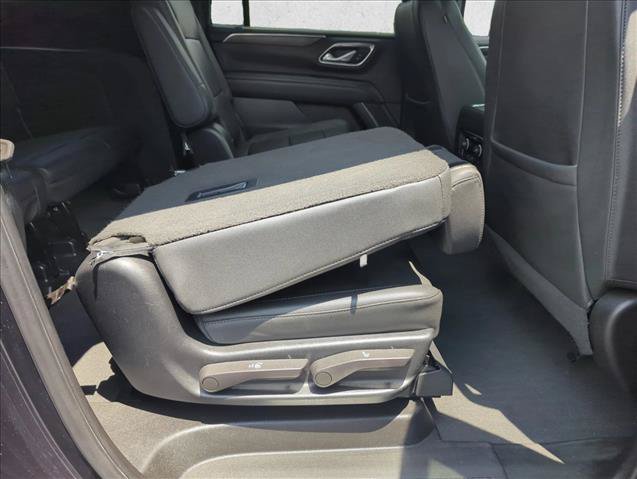 Used 2023 Chevrolet Suburban Z71 w/ Z71 Off-Road Package AWD/4WD image 23