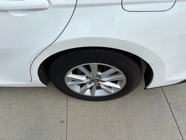 Used 2025 Toyota Camry LE FWD image 11