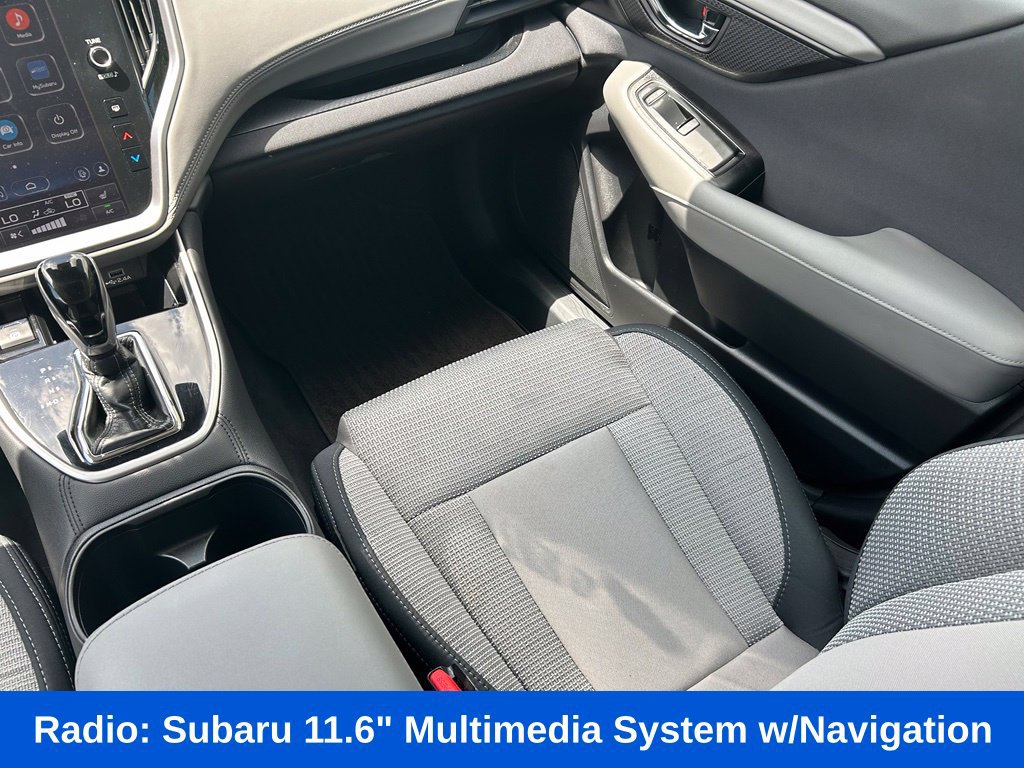 Used 2025 Subaru Outback Premium AWD/4WD image 12