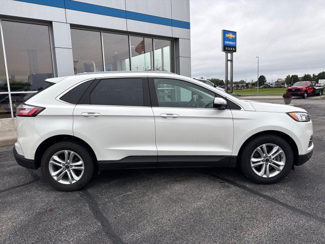 Used 2020 Ford Edge SEL w/ Convenience Package AWD/4WD image 2
