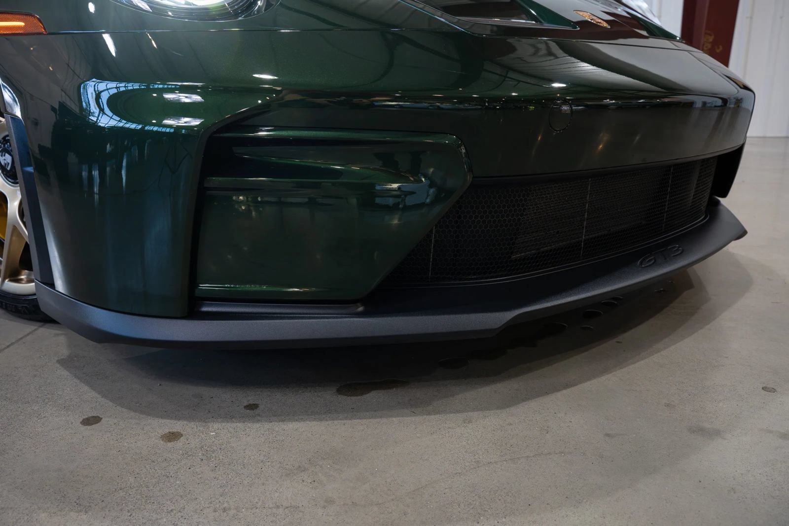 Used 2025 Porsche 911 GT3 RWD image 15