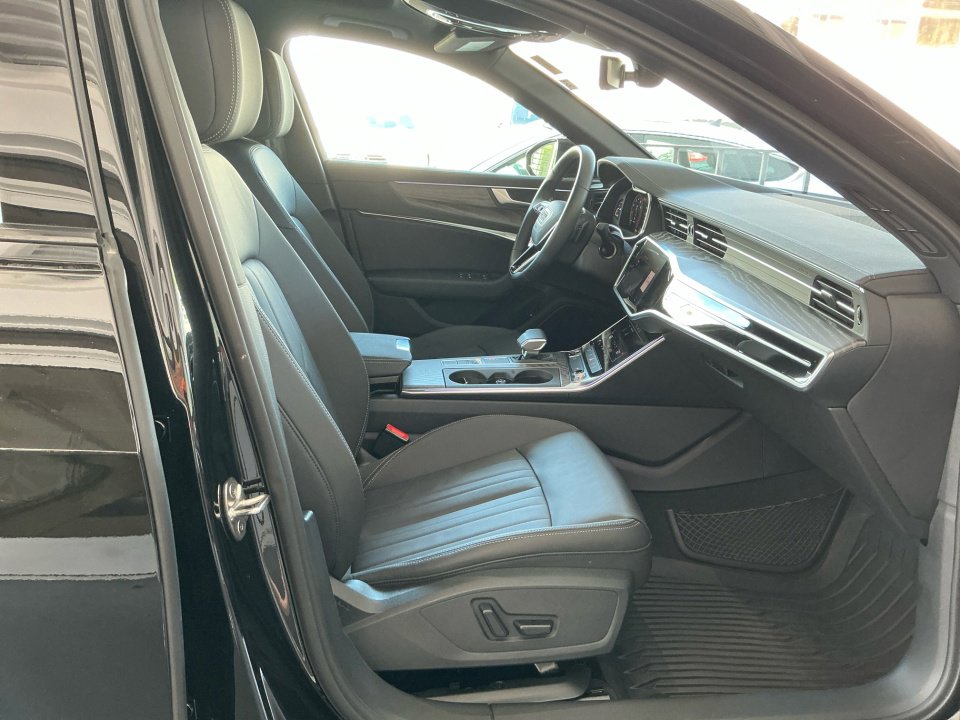Certified 2025 Audi A6 2.0T Premium image 32