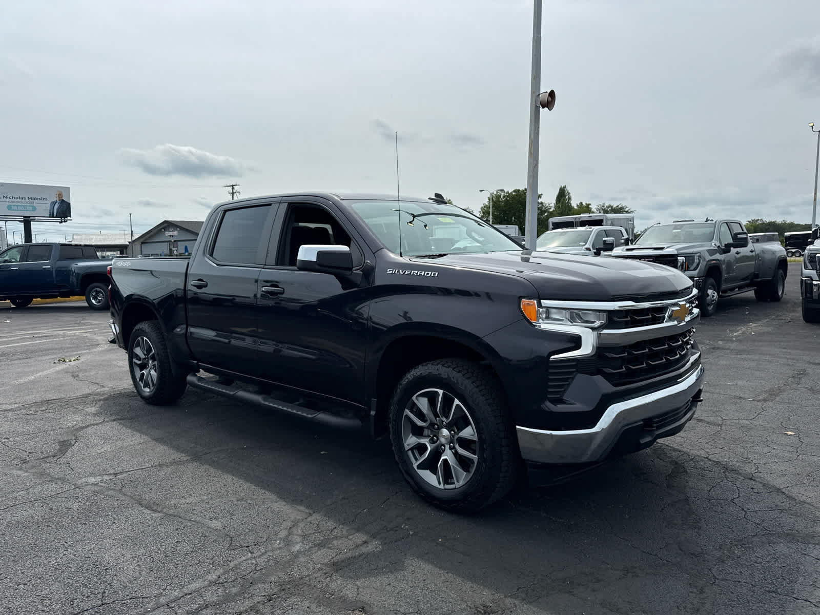 Certified 2024 Chevrolet Silverado 1500 LT AWD/4WD image 7