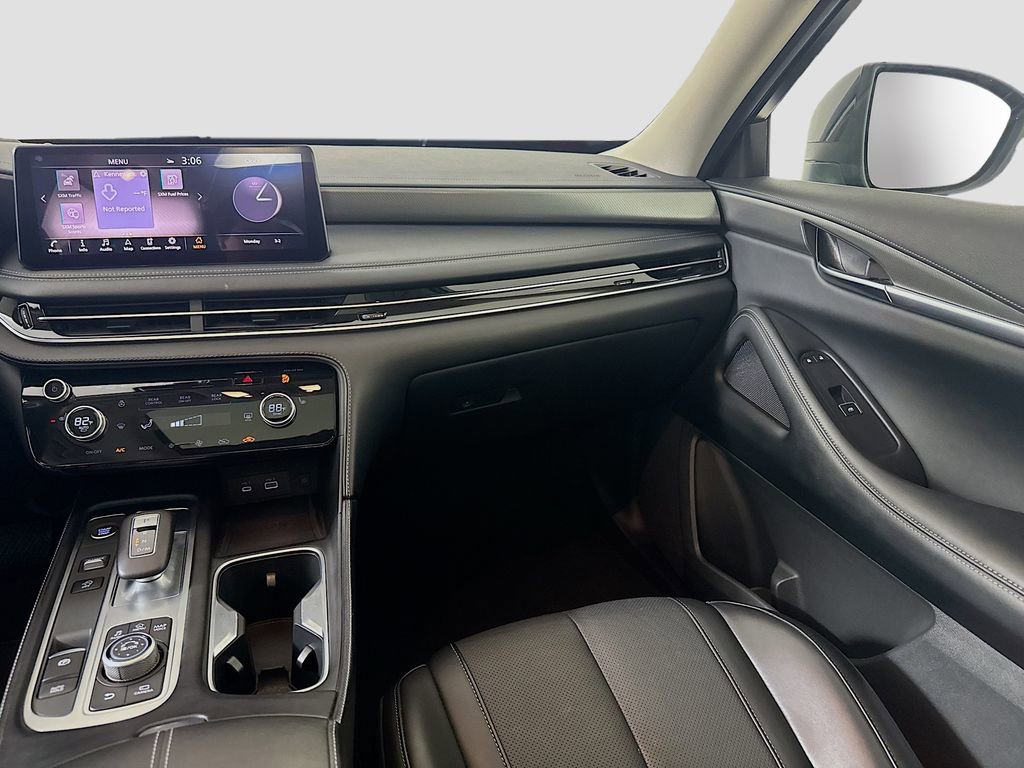Used 2025 INFINITI QX60 Luxe image 23