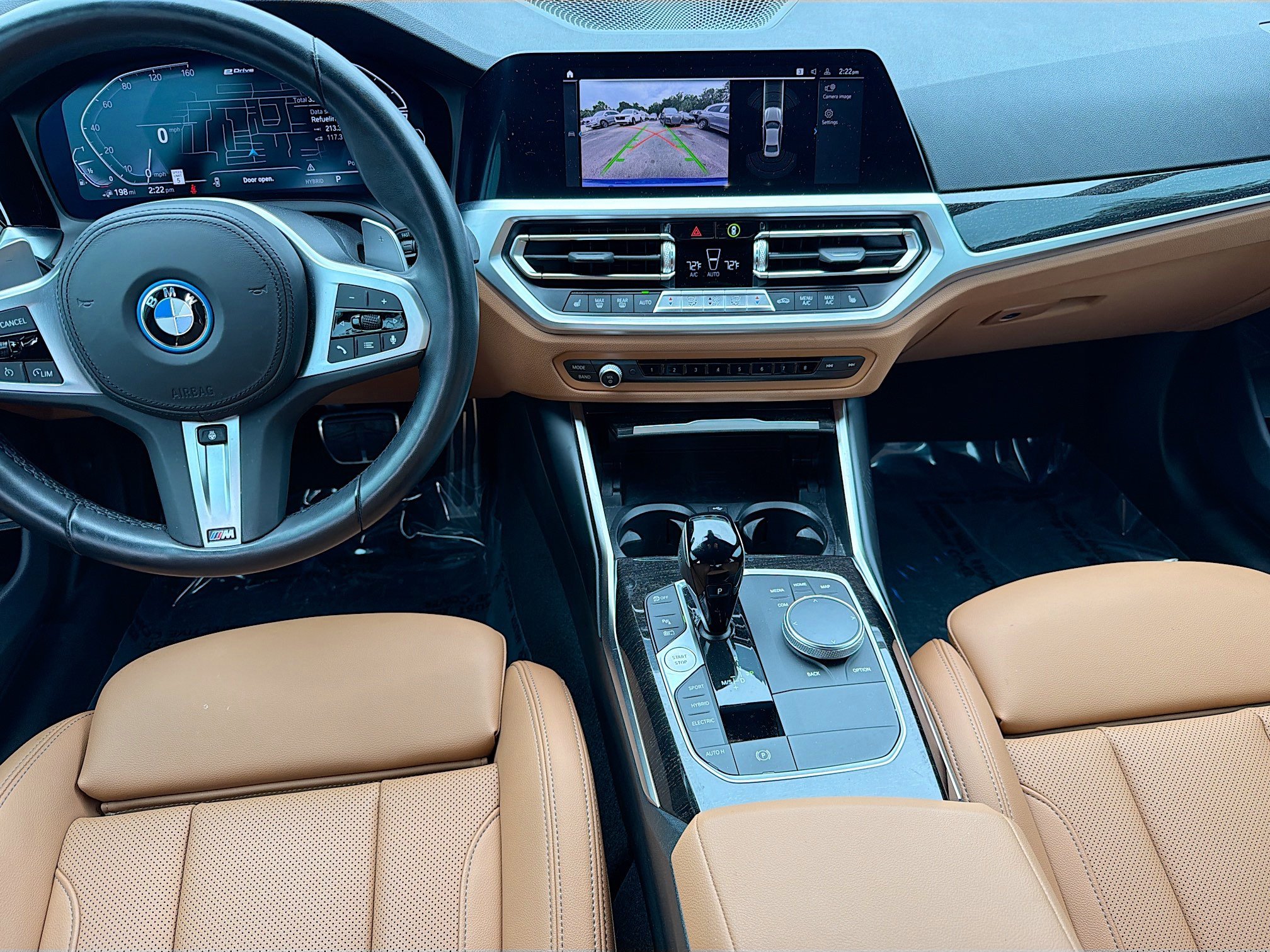 Used 2022 BMW 330e w/ M Sport Package RWD image 17