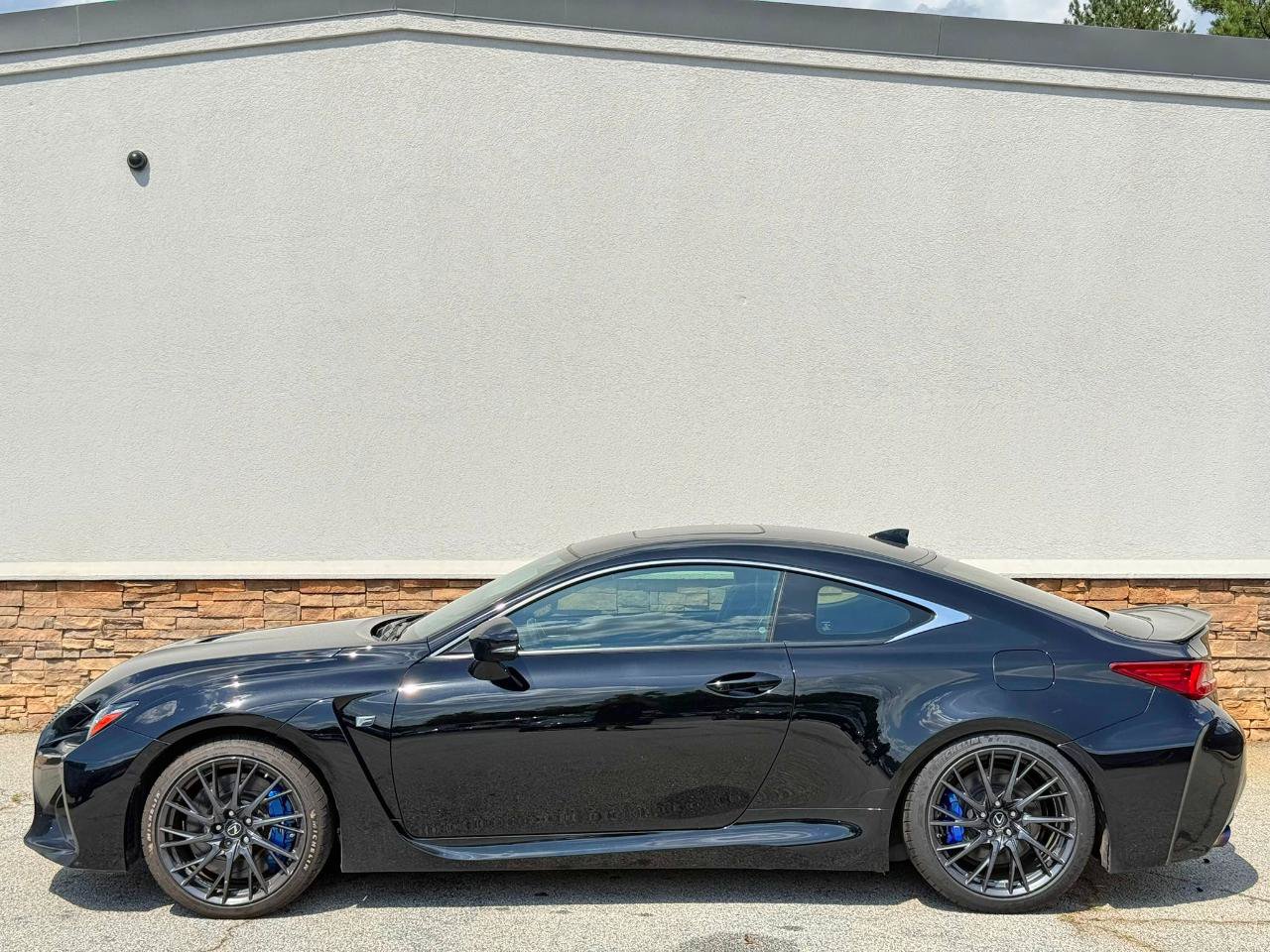 Used 2015 Lexus RC F w/ Premium Package RWD image 12