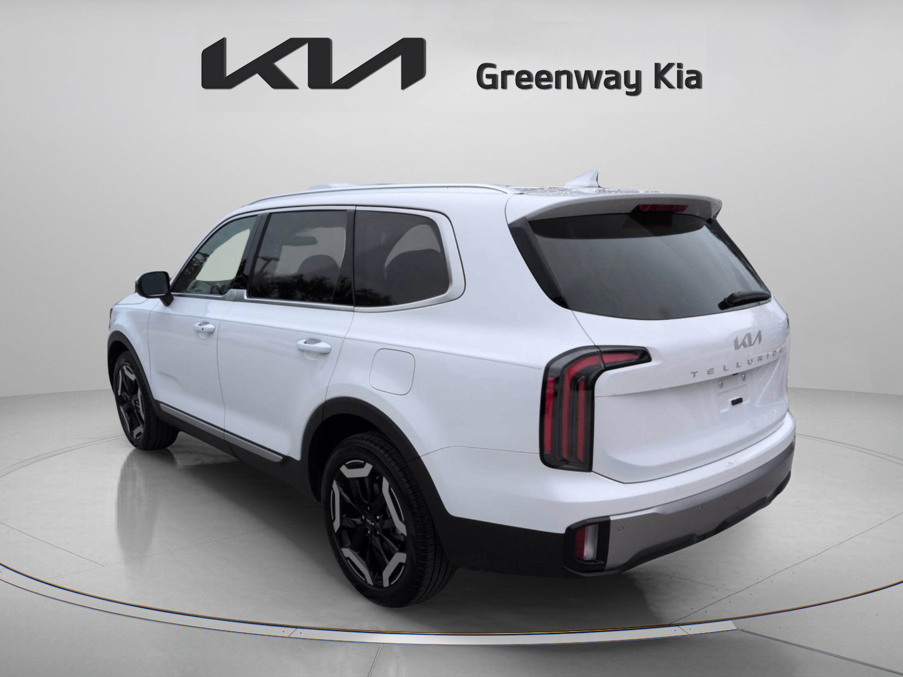 Used 2025 Kia Telluride EX w/ EX Captain's Chair Package FWD image 8