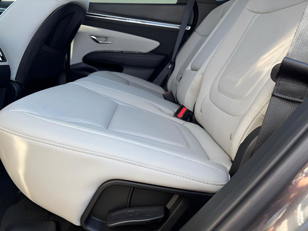 Certified 2023 Hyundai Tucson Limited image 16