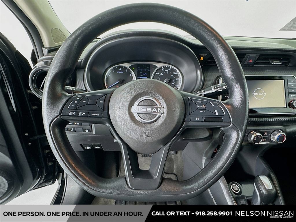 Certified 2025 Nissan Kicks Play S image 11