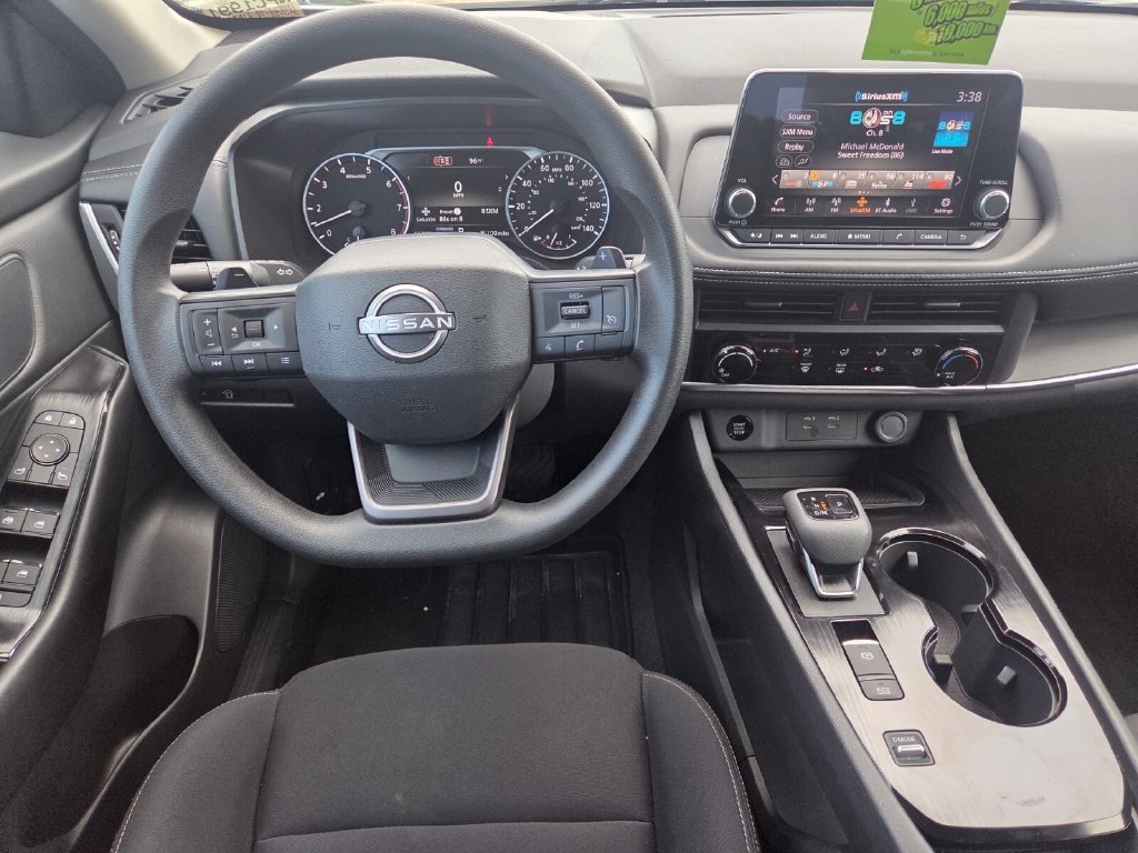 Used 2026 Nissan Rogue S FWD image 22