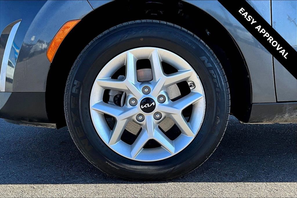 Used 2024 Kia Soul LX w/ Option Group 015 image 31