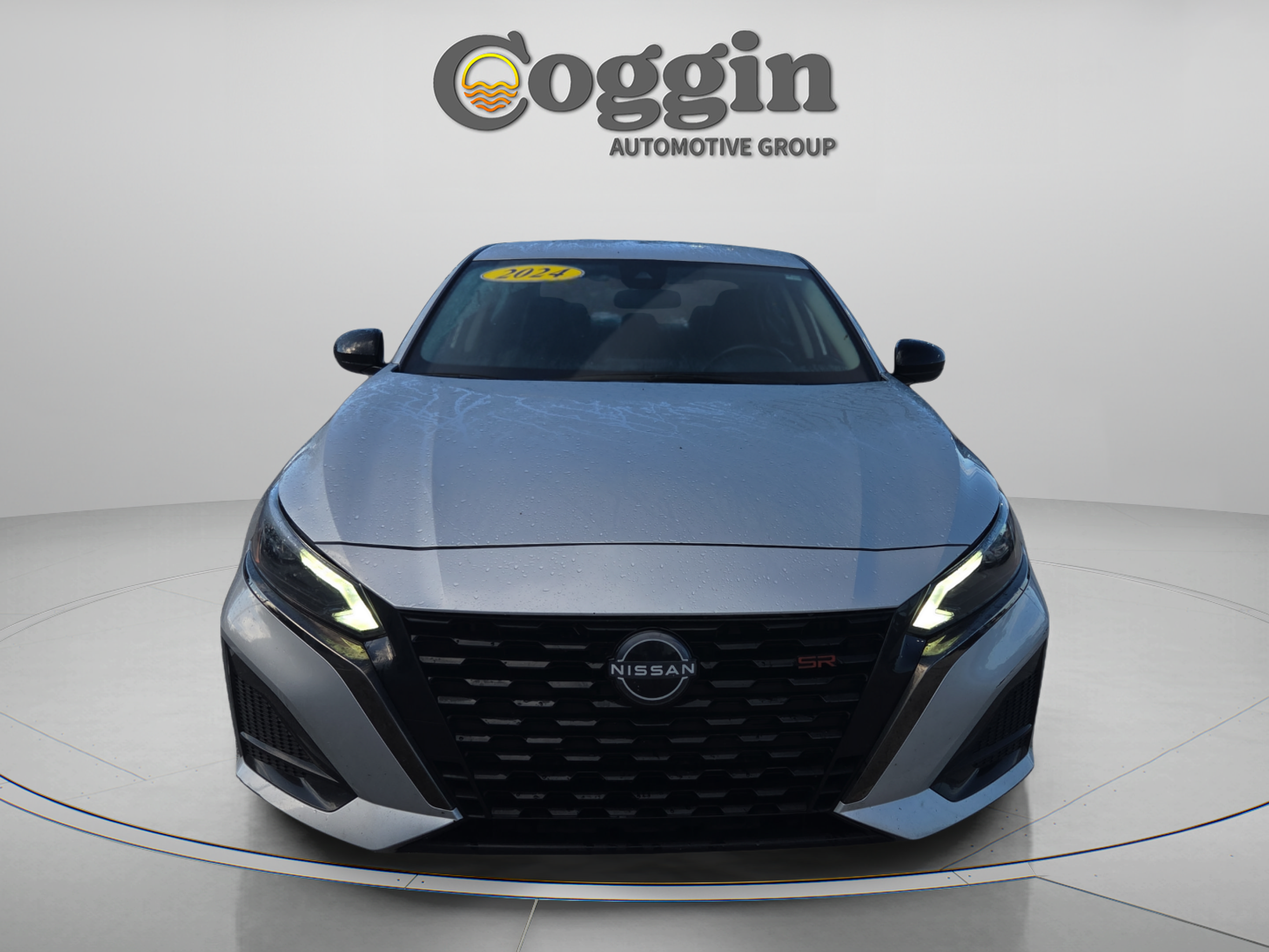 Used 2024 Nissan Altima 2.5 SR FWD image 8