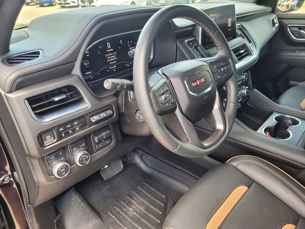 Used 2023 GMC Yukon AT4 w/ AT4 Premium Plus Package AWD/4WD image 11