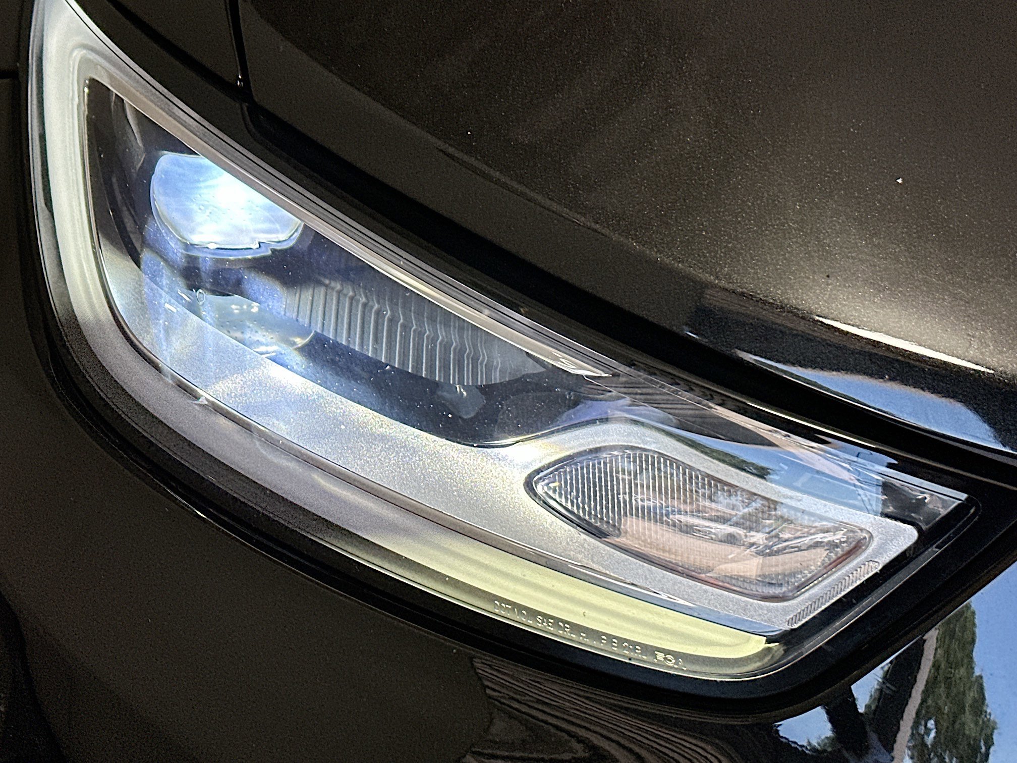 Used 2023 Chrysler Pacifica Touring-L w/ S Appearance Package FWD image 9