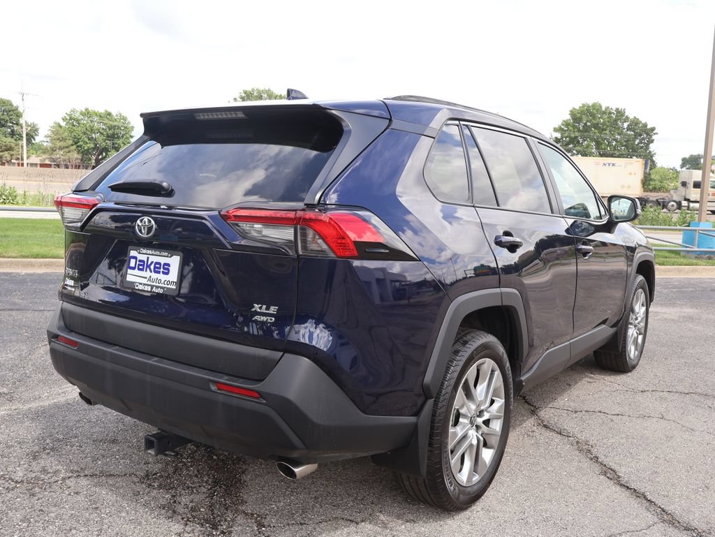 Used 2023 Toyota RAV4 XLE Premium AWD/4WD image 8