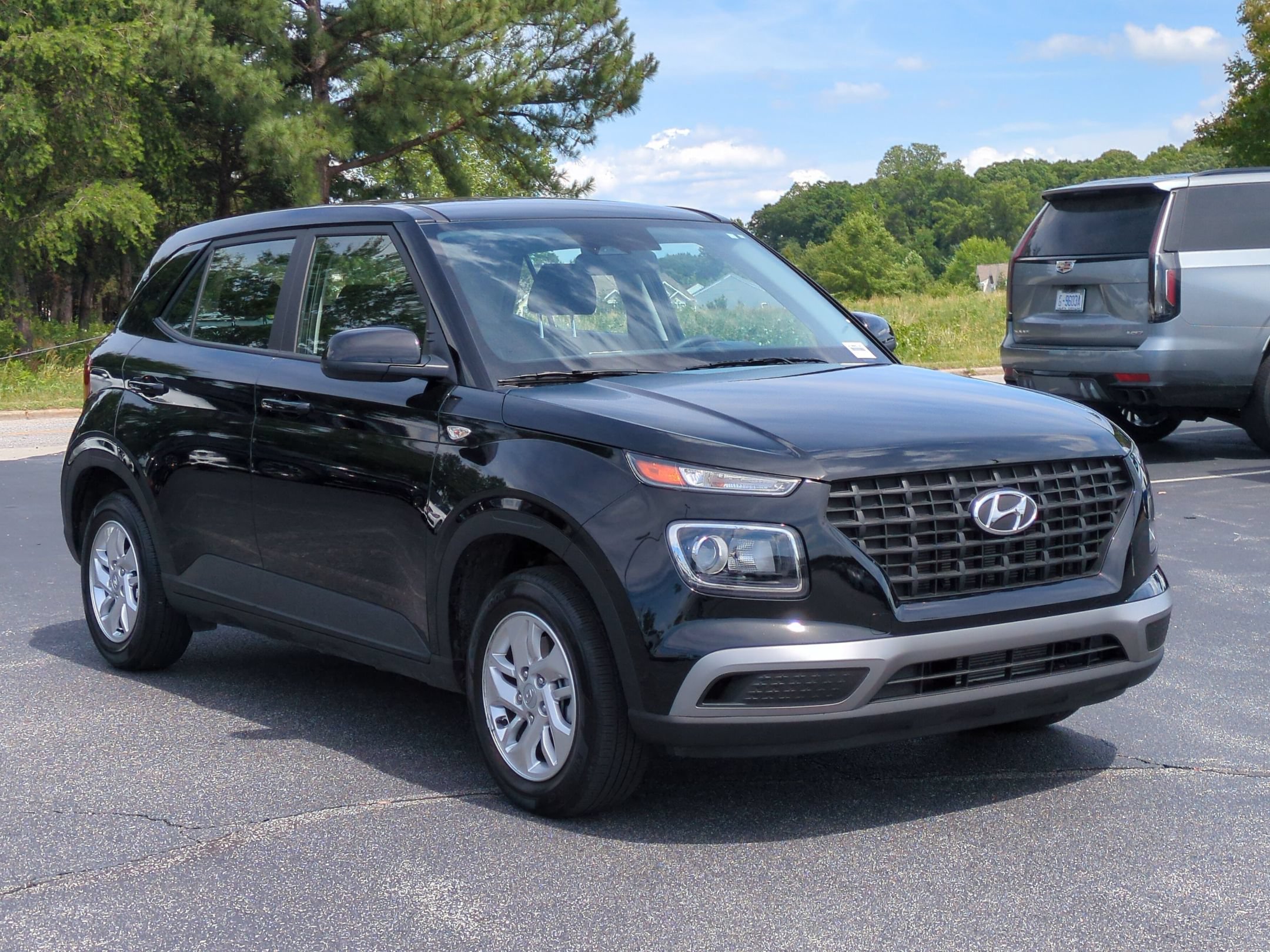 Used 2026 Hyundai Venue SE FWD video 2