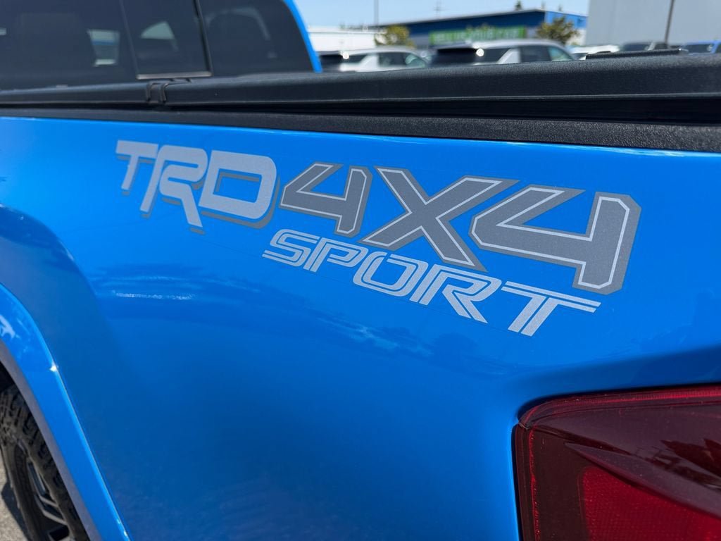 Used 2021 Toyota Tacoma TRD Sport AWD/4WD image 34