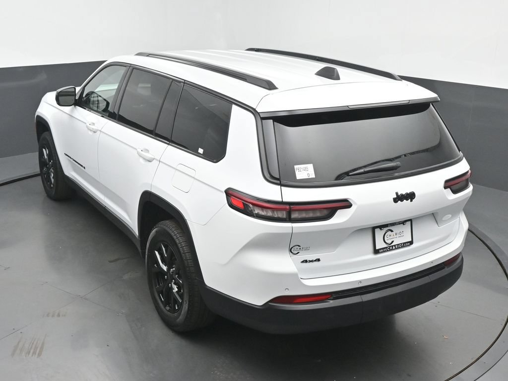Used 2025 Jeep Grand Cherokee L Laredo AWD/4WD image 50