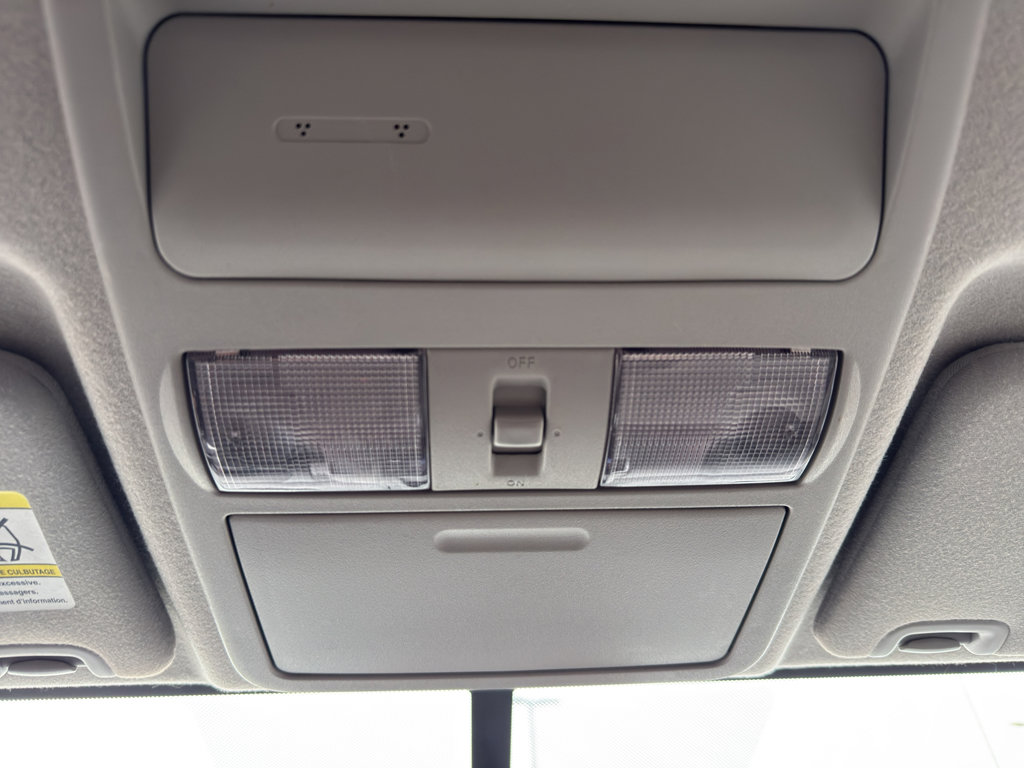 Used 2019 Nissan Frontier SV image 24