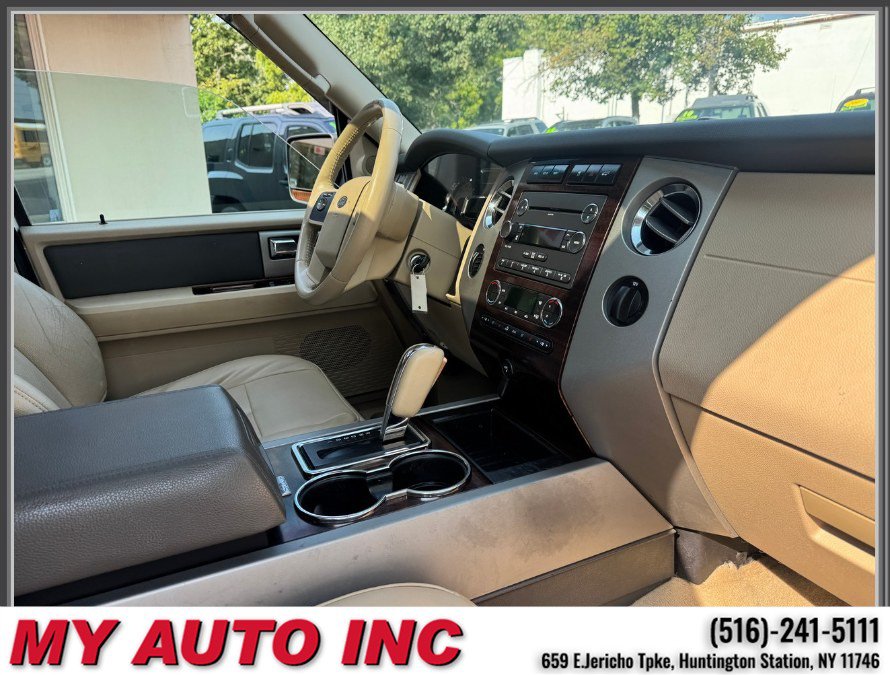 Used 2011 Ford Expedition XLT w/ 202A Rapid Spec Order Code AWD/4WD image 29