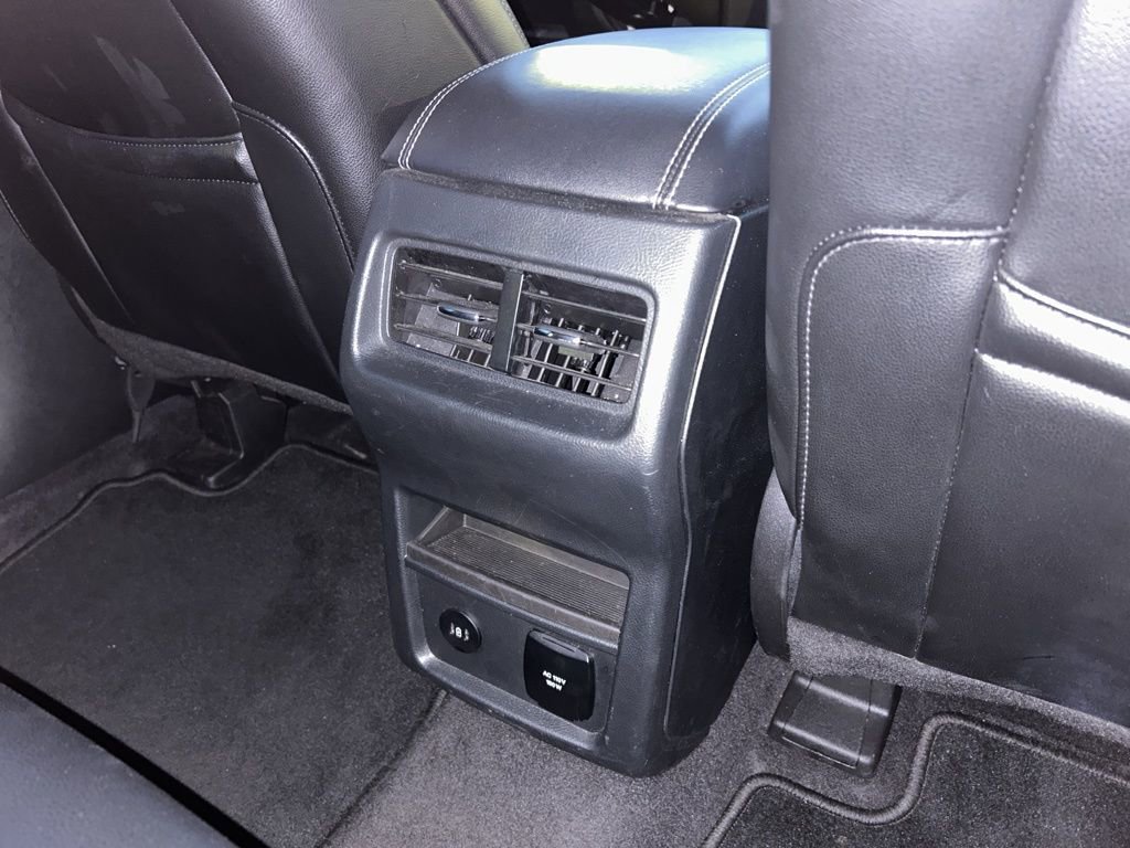 Used 2022 Ford Edge Titanium image 40