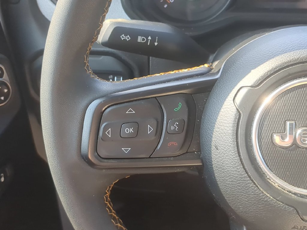 Used 2024 Jeep Gladiator Sport AWD/4WD image 15