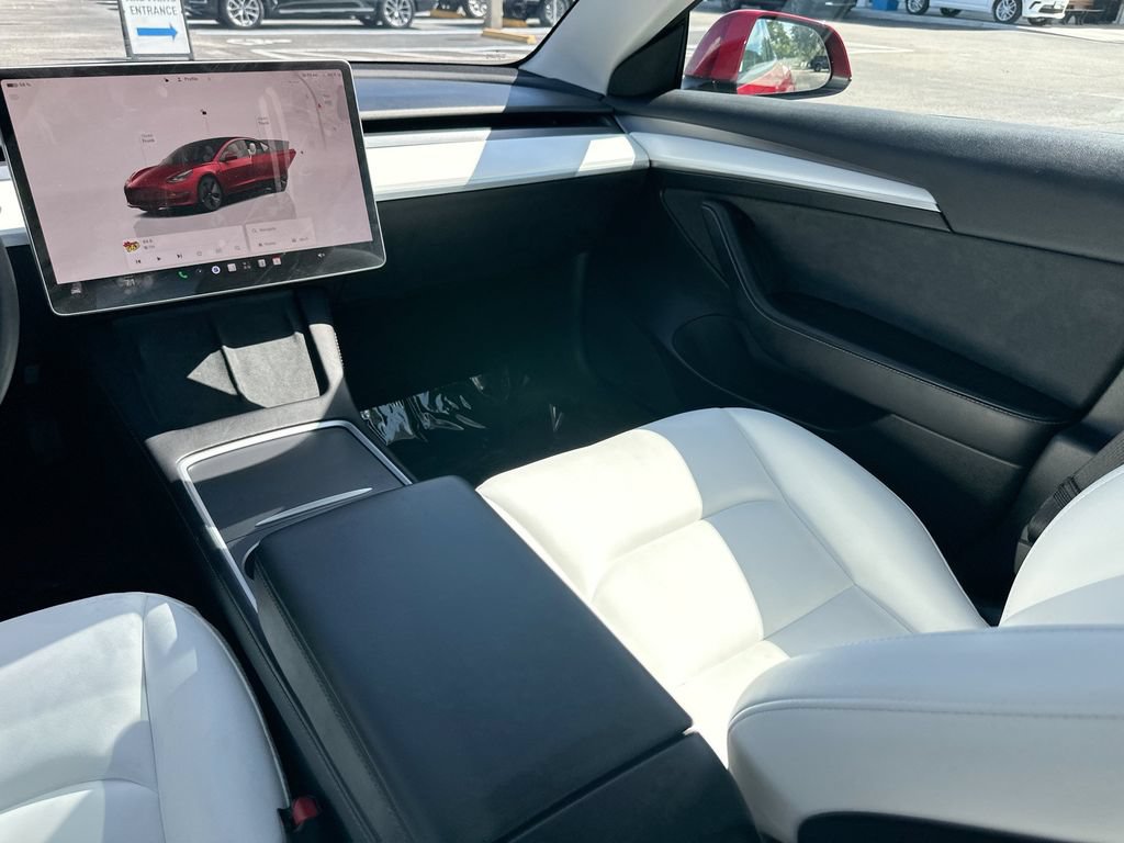Used 2022 Tesla Model 3 Standard Range RWD image 23