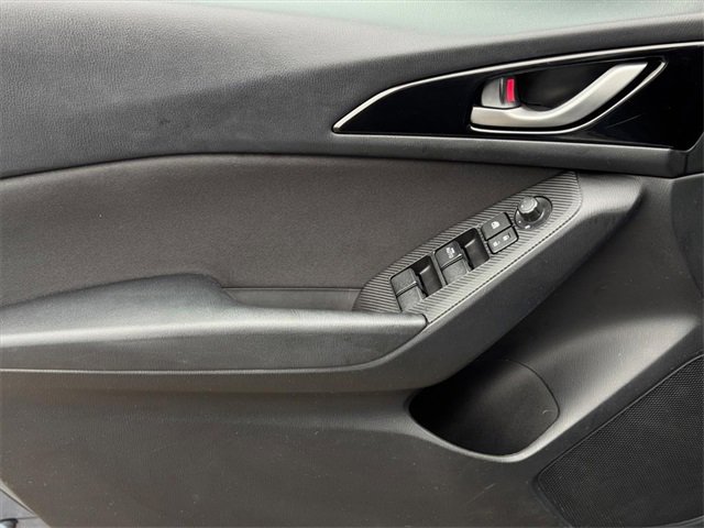 Used 2014 MAZDA MAZDA3 i Sport image 14