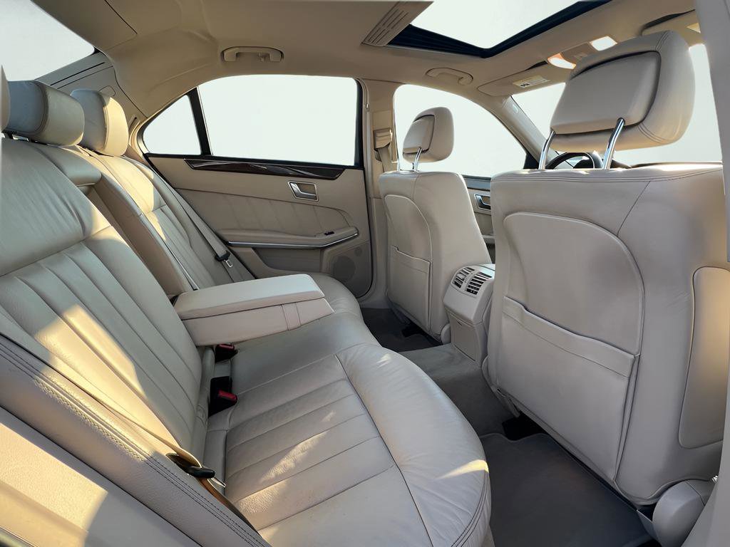Used 2015 Mercedes-Benz E 350 4MATIC Sedan image 25