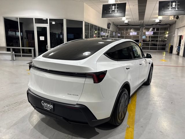 Used 2026 Tesla Model Y Long Range AWD/4WD image 9
