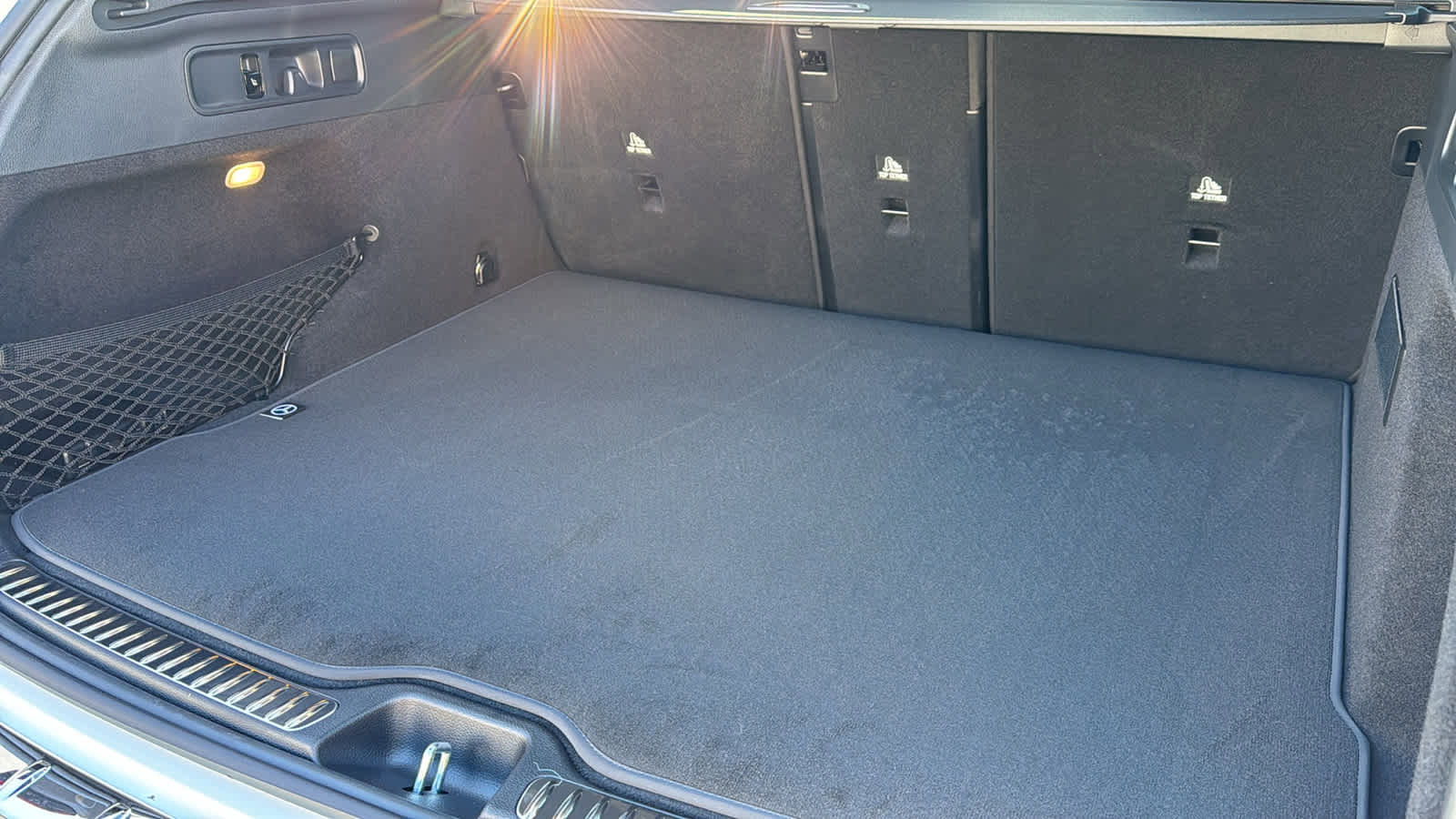 New 2026 Mercedes-Benz GLC 300 4MATIC image 33